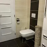 S Garazi A Balkonem Appartement *