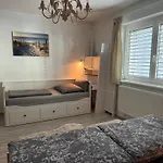 Appartement S Garazi A Balkonem