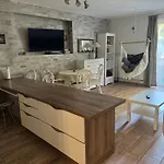 S Garazi A Balkonem Appartement Plzeň