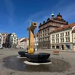 S Garazi A Balkonem * Plzeň