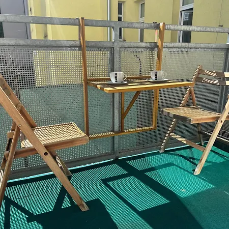 S Garazi A Balkonem Plzeň
