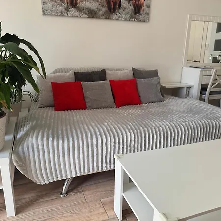 Apartment S Garazi A Balkonem *